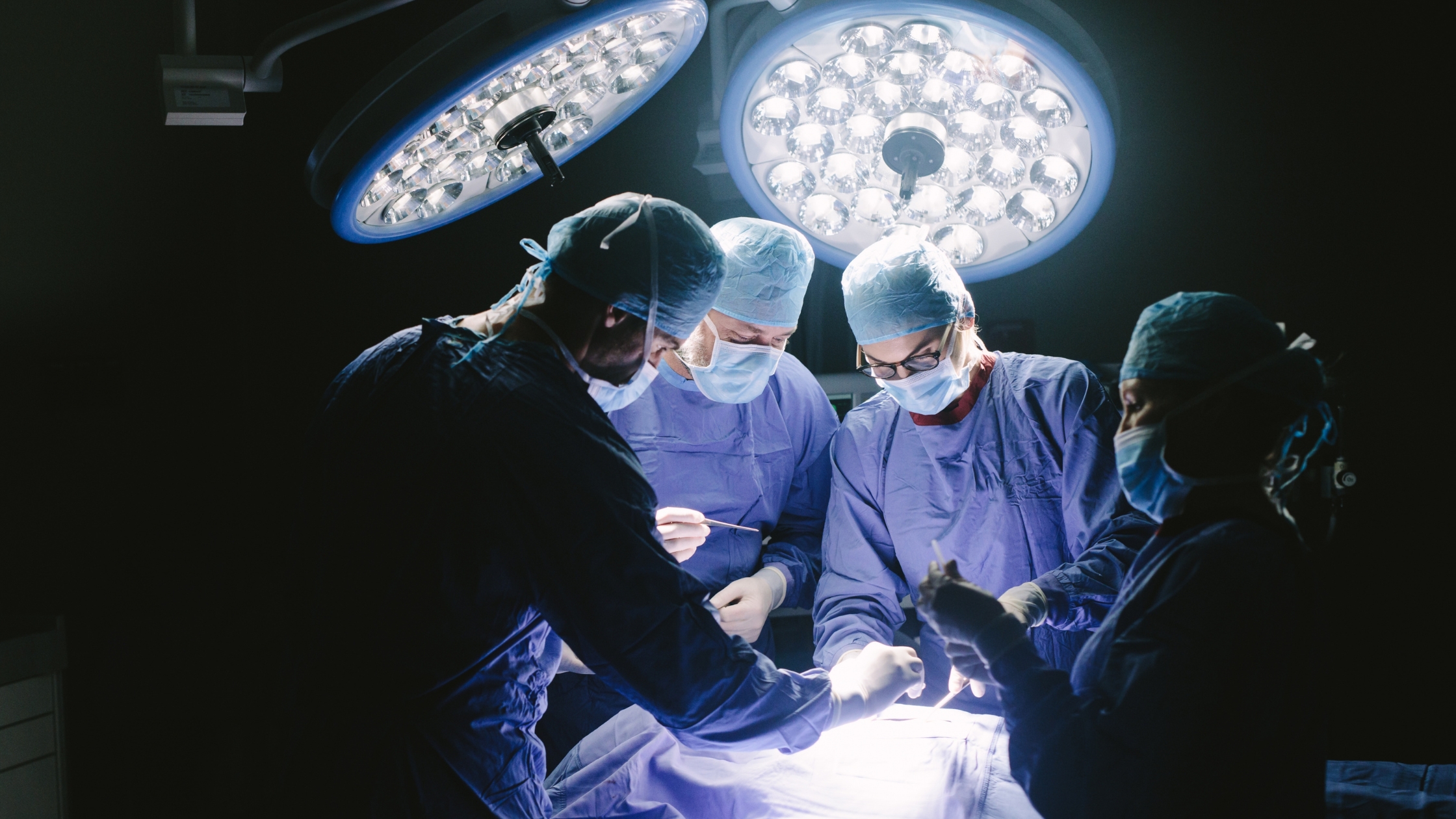 Bone Marrow Transplant: How It Works, Who Needs It, and What to Expect